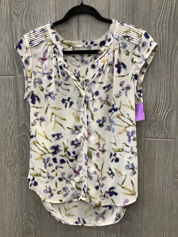 Blouse Short Sleeve By Daniel Rainn In Multi-colored, Size: S For Cheap
