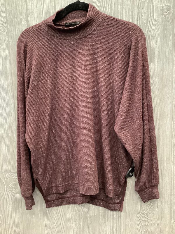 Top Long Sleeve By Banana Republic In Purple, Size: Xs For Sale